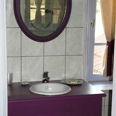 Bed & Breakfast La Tuilerie 3*